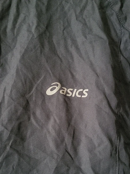 ASICS Packable Jacket - Picture 2 of 7
